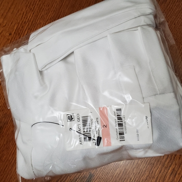 NWT Bar III Satin Belted Wide leg Pants, 2 - Picture 4 of 4